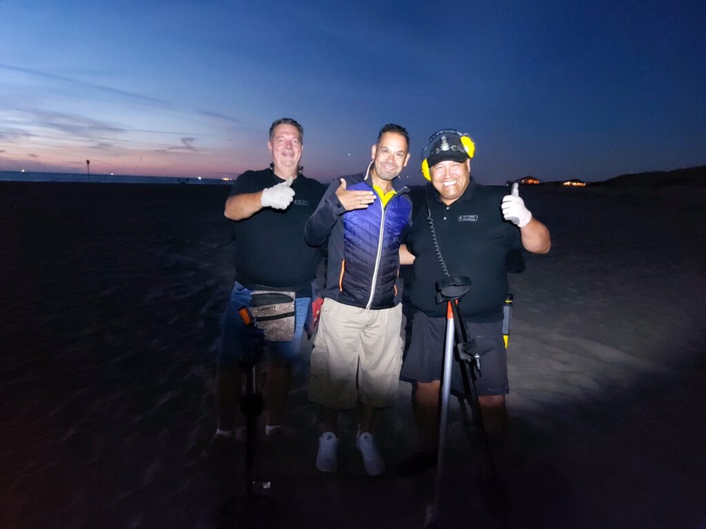 Ring verloren op het strand van Ter Heijde.